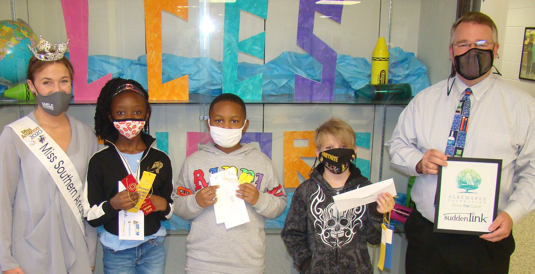 040121 4th SAU Science Fair winners.jpg